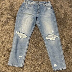 American Eagle distressed mom jeans 14 long